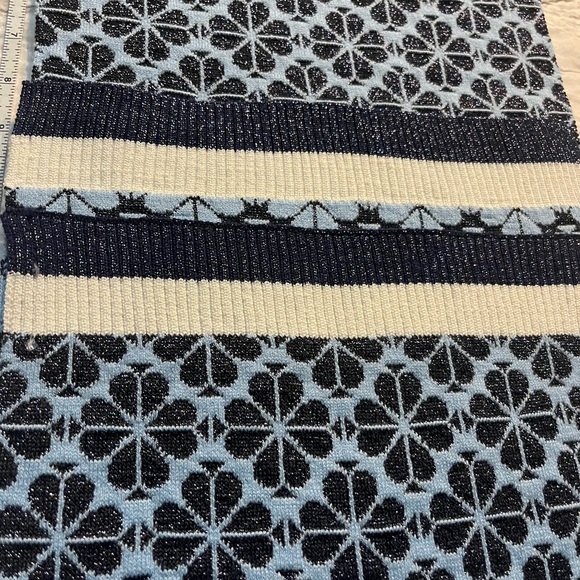 Kate Spade Blue and Black Floral Knit Scarf Size: 71” x 11” - Picture 9 of 11